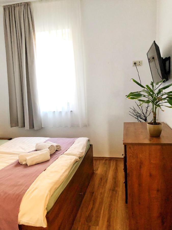 Boro Apartman Tiszafüred Exterior foto